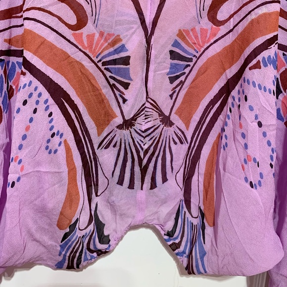 Free People oversized top. Size small - Picture 5 of 8